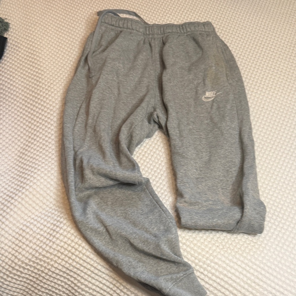 Nike Grey Heather Men's Fleece Joggers